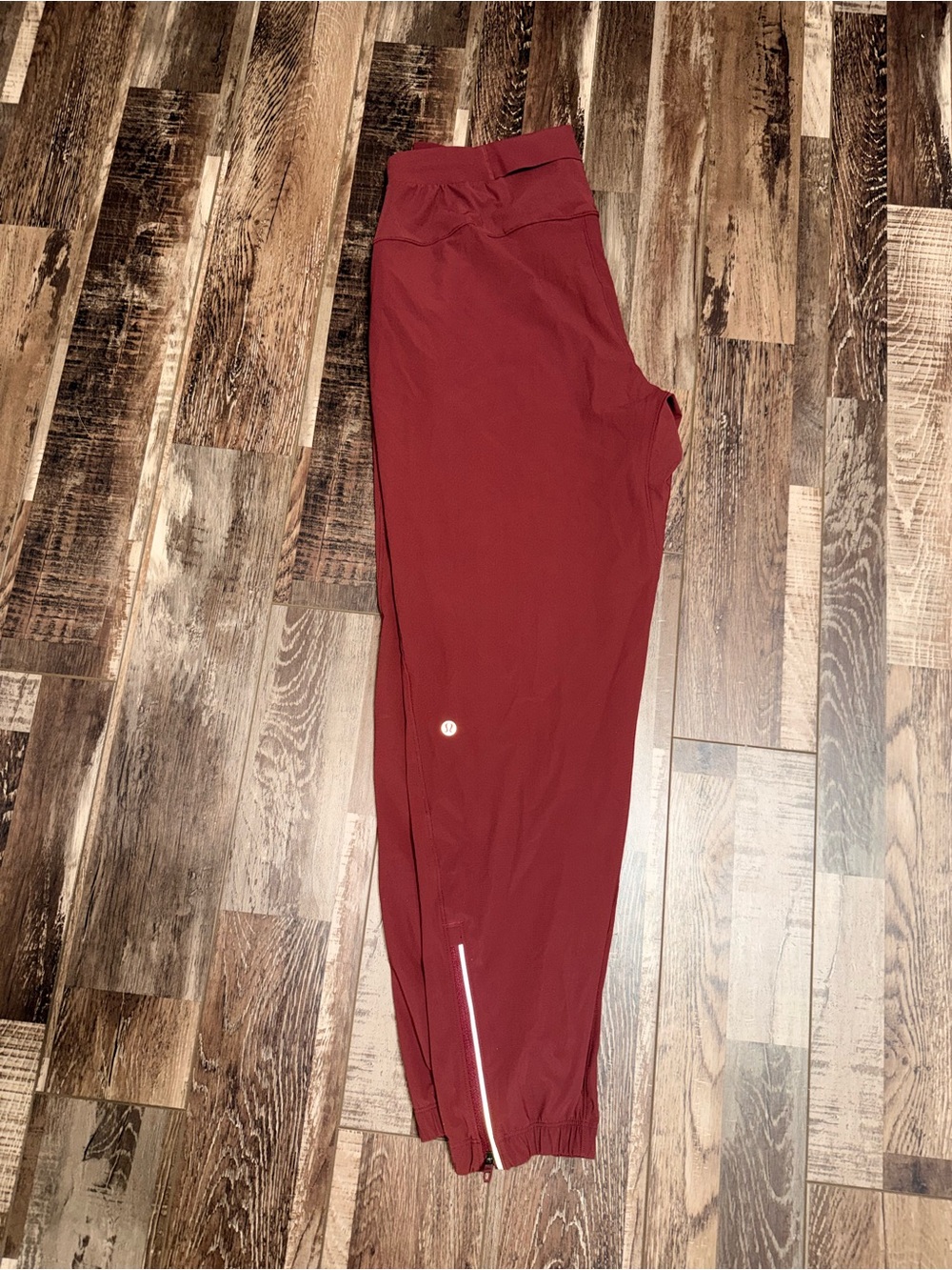 Lululemon surge jogger